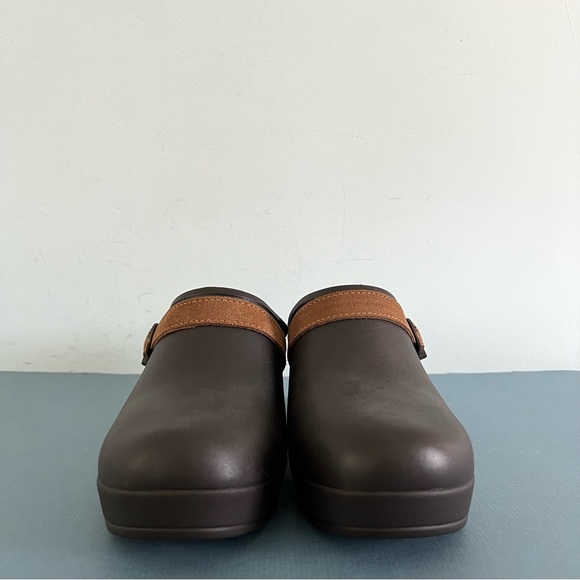 Crocs Sarah Belted Dark Brown Heel Clogs - Picture 4 of 7